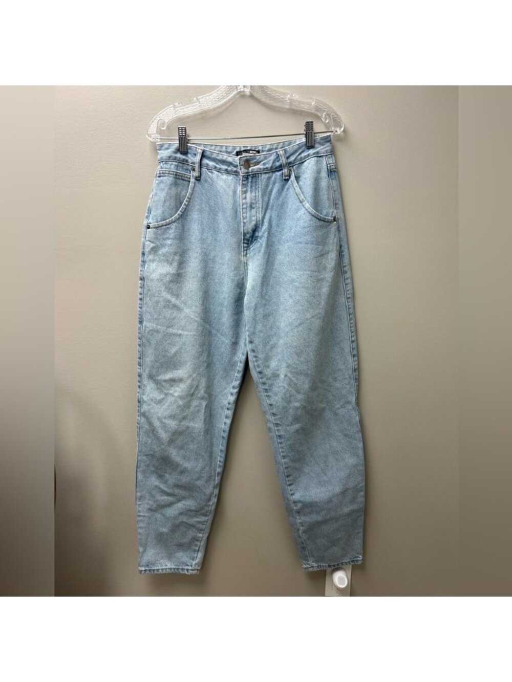 Fashion Nova‎ Women’s Light Wash Straight Leg Jeans